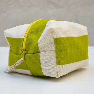 Spring Small Make Up Bag. Print Light Green Fabric..