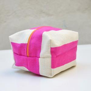 Pink Small Make Up Bag. Print Fabric Cese. Canvas..