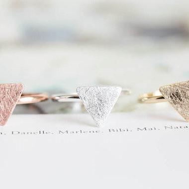 Geometric Simple Triangle Knuckle Rings Rose Gold
