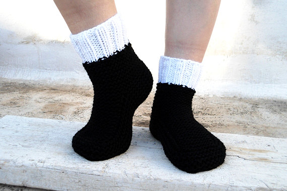 White And Black Slippers,knit Slippers, House Slippers,unisex, Socks